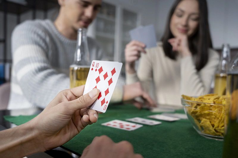 Trong luật Baccarat, lá Át tính bao nhiêu điểm?